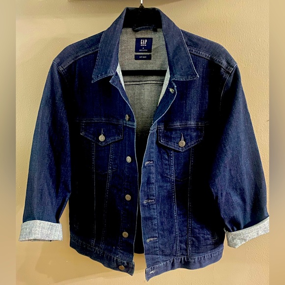 GAP Jackets & Blazers - GAP DENIM JACKET (LADIES)